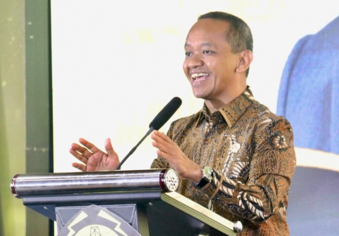 UI meminta adanya peningkatan kualitas disertasi serta publikasi ilmiah dari Bahlil. (foto X)
